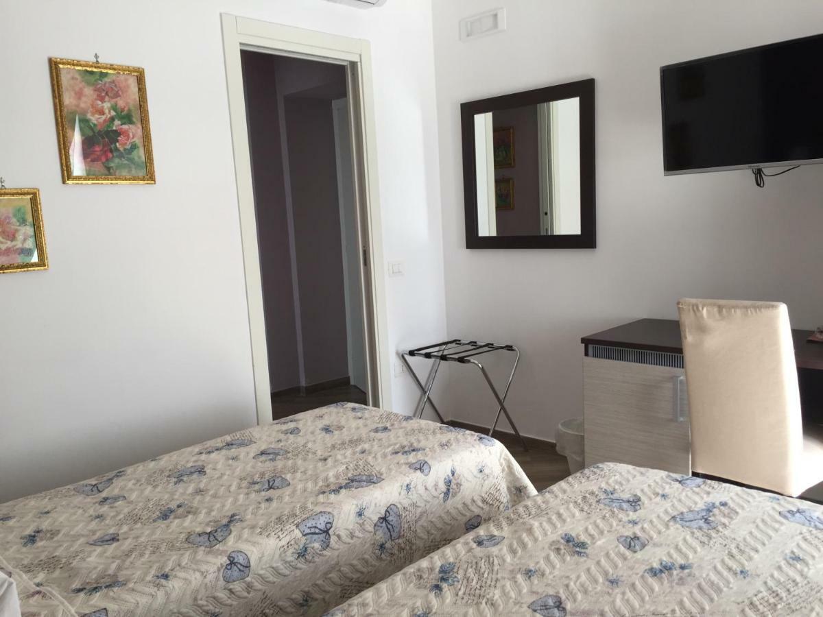 Residenza Murat Caserta Eksteriør billede