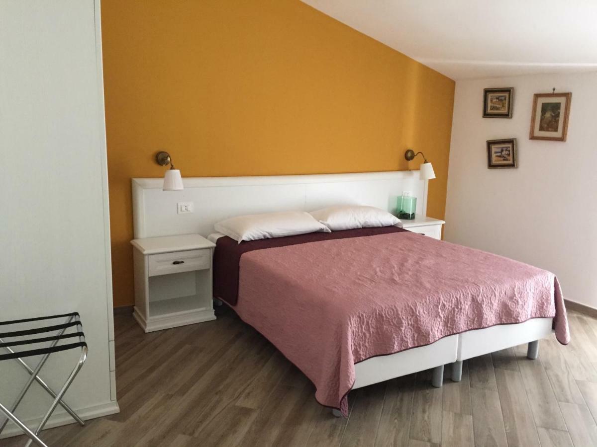 Residenza Murat Caserta Eksteriør billede
